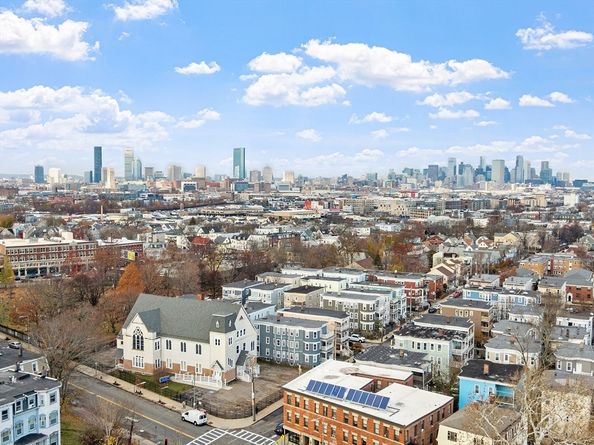 10 Everett Avenue, Boston MA 02125