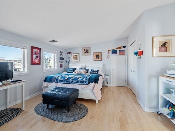 60 Rocky Neck Ave 202, Gloucester MA 01930