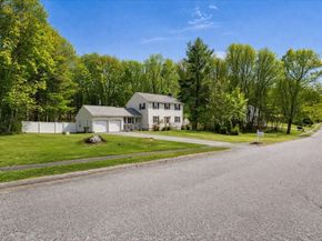 5 Garrison Heights Drive, Oxford MA 01540