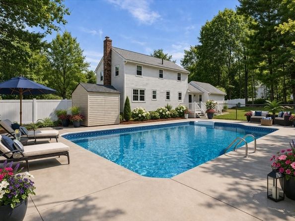 5 Garrison Heights Drive, Oxford MA 01540