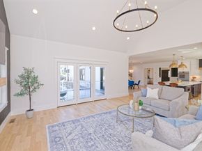 4 Dairy Farm Ln, Southborough MA 01772