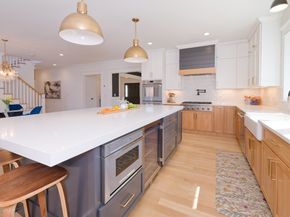 4 Dairy Farm Ln, Southborough MA 01772