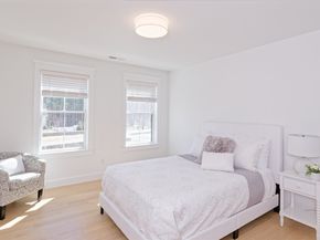 4 Dairy Farm Ln, Southborough MA 01772