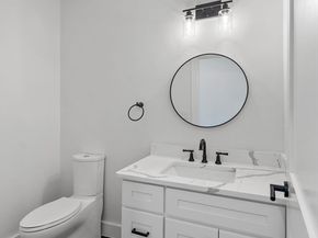 34 Salem St 301, Medford MA 02155