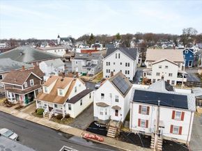 28 Everett St, Woburn MA 01801