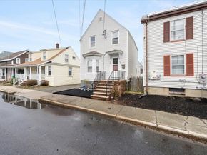 28 Everett St, Woburn MA 01801