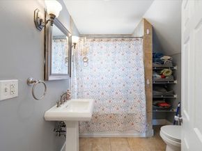 28 Everett St, Woburn MA 01801