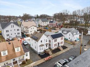 28 Everett St, Woburn MA 01801