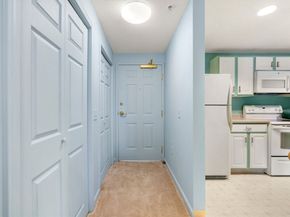 2 Ocean Ave 1M, Gloucester MA 01930