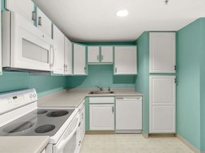 2 Ocean Ave 1M, Gloucester MA 01930
