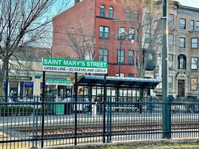 8 Euston St 8 Euston St U: 5 5, Brookline MA 02446