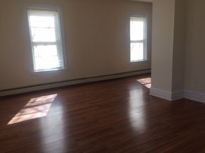 51 May St, Worcester MA 01610