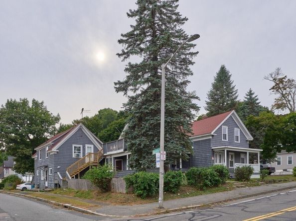 89 Mill St, Worcester MA 01603