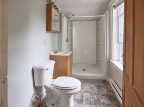 89 Mill St, Worcester MA 01603