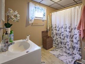89 Mill St, Worcester MA 01603