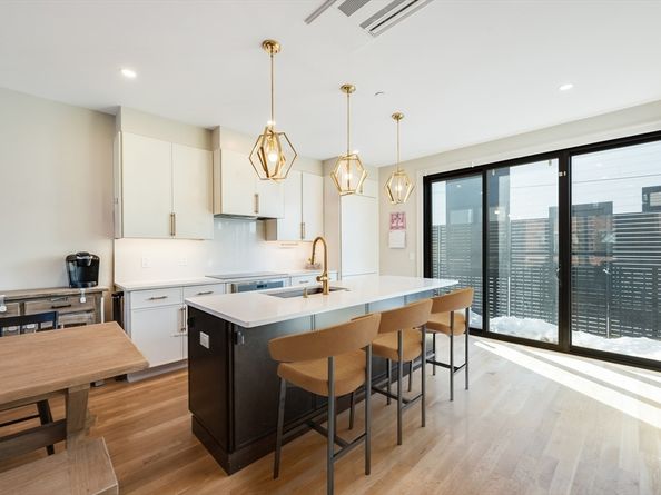 127 Bolton Street, Boston MA 02127