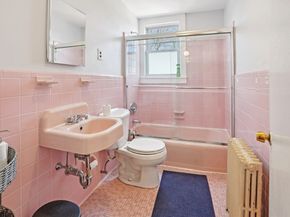 123 White St 123, Belmont MA 02478