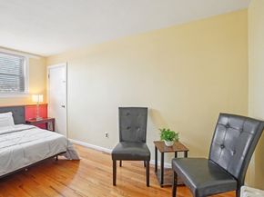 123 White St 123, Belmont MA 02478