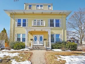 123 White St 123, Belmont MA 02478