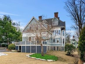 44 Putnam St, Newton MA 02465