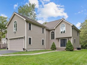 105 Mixter, Holden MA 01520