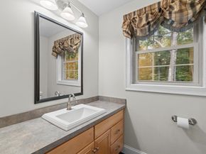 105 Mixter, Holden MA 01520