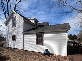 10 Green St, Brookfield MA 01506