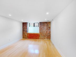 42 8th St 2110, Boston MA 02129