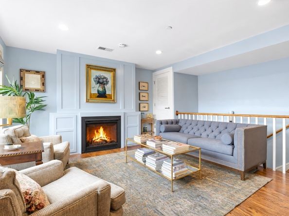 435 E 3rd St 2, Boston MA 02127