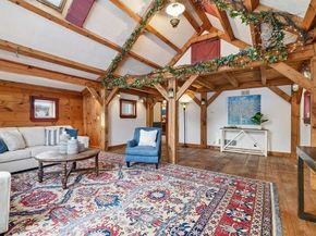 82 Lester Ln, Weymouth MA 02188