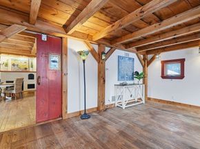 82 Lester Ln, Weymouth MA 02188