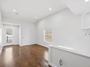 20 Mulhall Dr, Ashland MA 01721