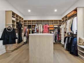 286 Country Dr, Weston MA 02493