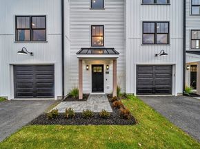 32 Birch Brook Landing 22, Lynn MA 01905