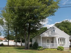 32 Clifton Street, Fitchburg MA 01420