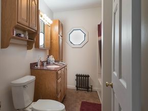 32 Clifton Street, Fitchburg MA 01420