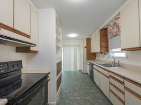 32 Clifton Street, Fitchburg MA 01420