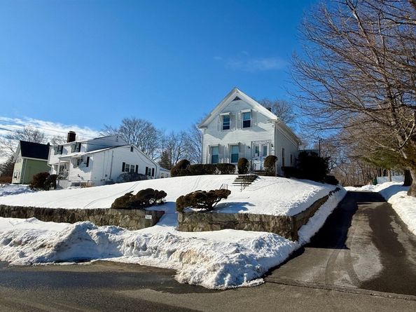 67 Charles St, Weymouth MA 02189