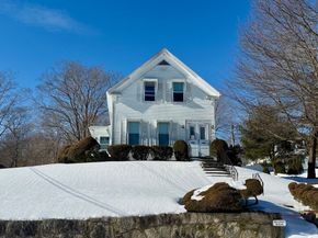 67 Charles St, Weymouth MA 02189