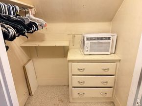 67 Charles St, Weymouth MA 02189