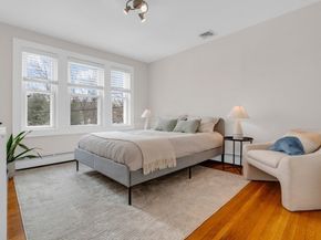 35 Boulevard Rd 35, Arlington MA 02474