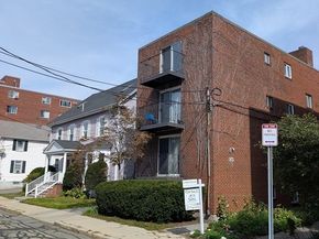 35 Homer Ave 7, Cambridge MA 02138