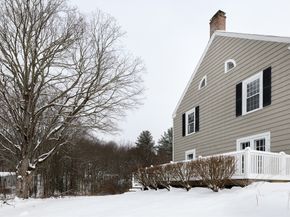 65 Pierce Rd, West Brookfield MA 01585