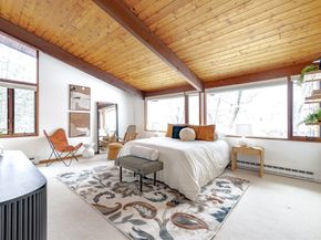 134 Rangeley Rd, Brookline MA 02467