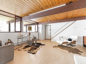 134 Rangeley Rd, Brookline MA 02467