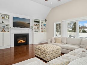 82 Pleasant Street 82, Medfield MA 02052