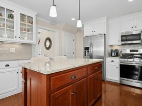 82 Pleasant Street 82, Medfield MA 02052