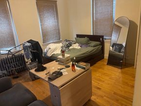 64 Queensberry St 114, Boston MA 02215