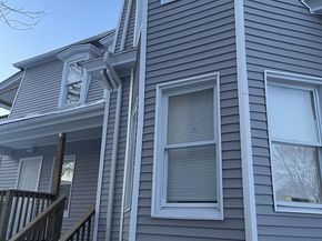 12 Winslow St, Worcester MA 01609