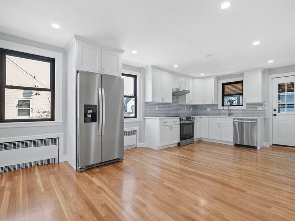 48 Albert Street, Waltham MA 02453